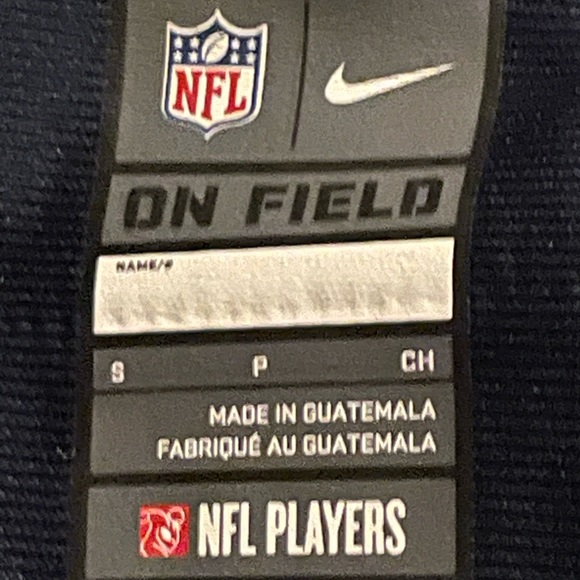 Nike New England Patriots Gronkowski #87 Ladies Jersey, Size Small NWOT - Picture 3 of 7